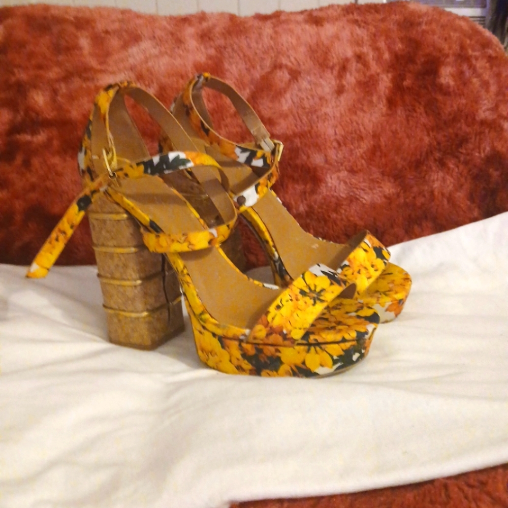 Sunflower Print Platform Sandals